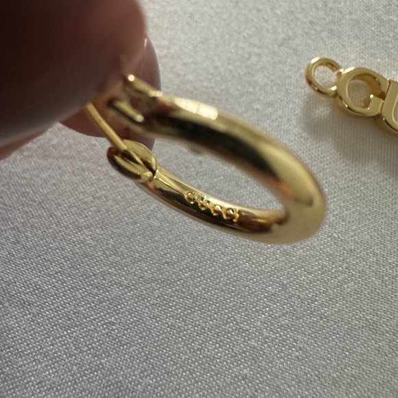 Gucci Gold Keychain Accessory - Picture 4 of 5